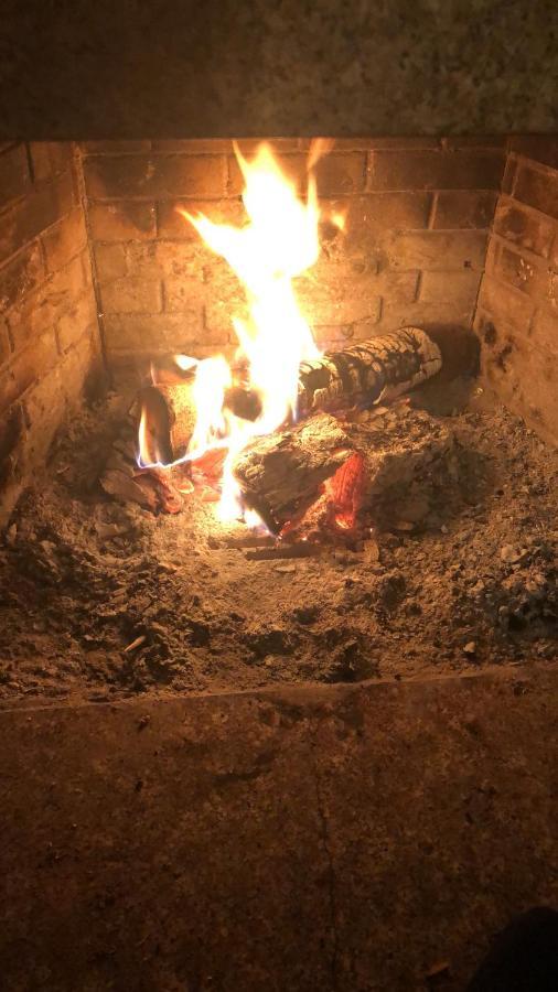 Raisa Guesthouse 12 Berat Zewnętrze zdjęcie
